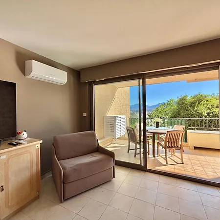 Laetitia 1 Avec Terrasse Ajaccio (Corsica)