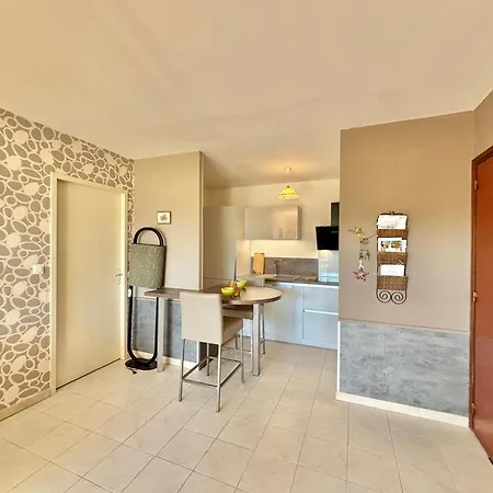 Apartamento Laetitia 1 Avec Terrasse Ajaccio (Corsica)